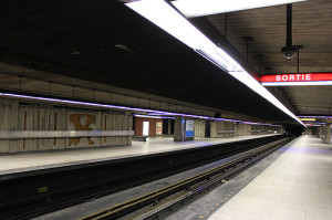 An empty metro station on the yellow line